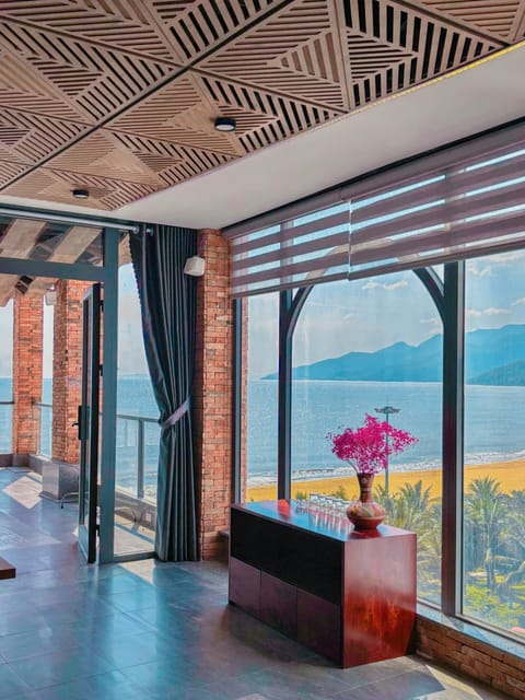 Family Shared Dormitory, Multiple Beds, Sea View | Minibar, desk, WiFi (free)