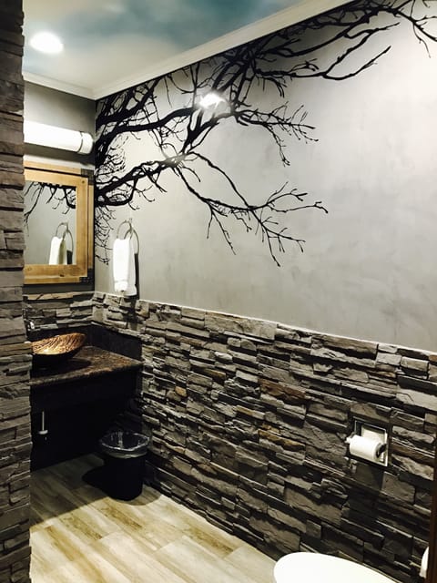 Romantic Suite, Jetted Tub | Bathroom sink