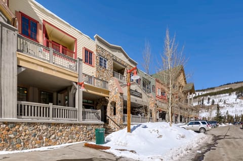 Condo, 1 Bedroom | Exterior