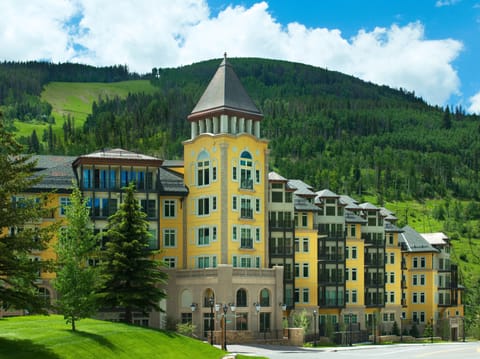 Condo, 2 Bedrooms | Exterior