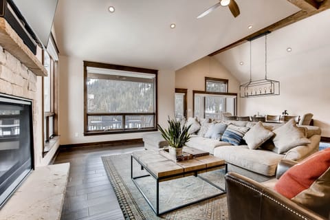 Townhome, 3 Bedrooms | Living area | Flat-screen TV, DVD player