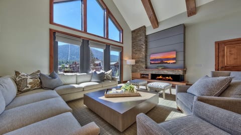 Condo, 4 Bedrooms | Living area | Flat-screen TV