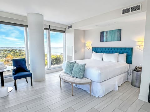 Premium bedding, pillowtop beds, in-room safe, desk