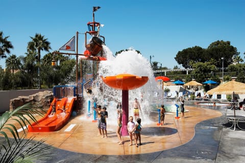 Outdoor pool, open 10:00 AM to 10:00 PM, sun loungers