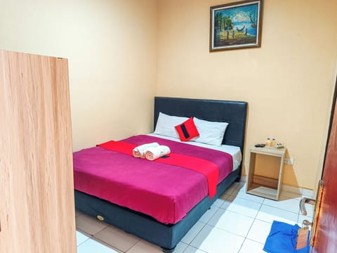 Standard Double or Twin Room | Free WiFi, bed sheets