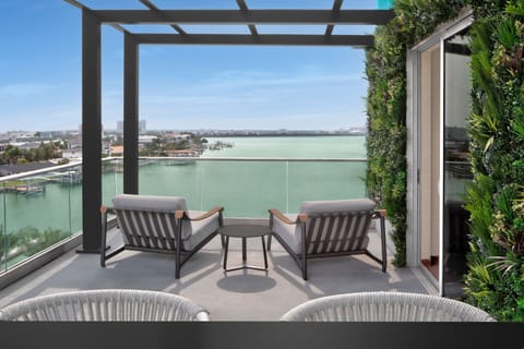 Desk, blackout drapes, iron/ironing board, free cribs/infant beds