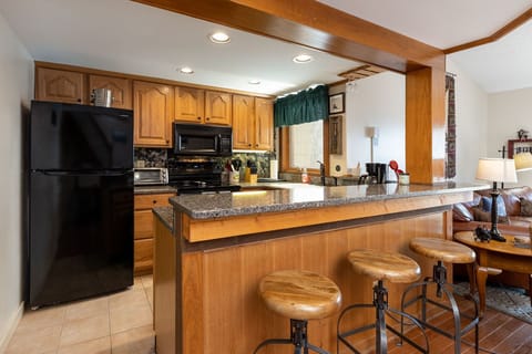 Note: updated since photo with Keurig coffee maker and low profile microwave