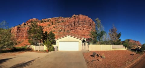 Front of the home, MASSIVE amount of parking!