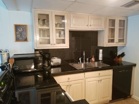 Fully equipped kitchen