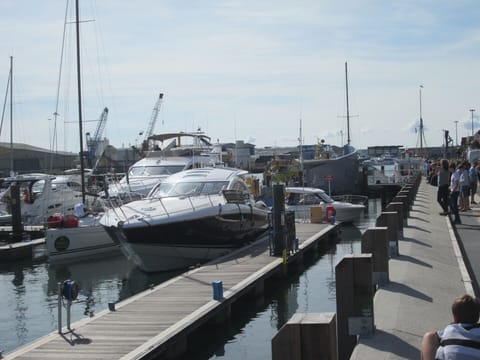 Poole Quay - a  leisurely walk away from the apartment. 