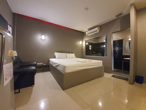 Standard Double Room, 1 Bedroom | Free WiFi