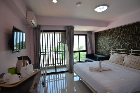 Desk, rollaway beds