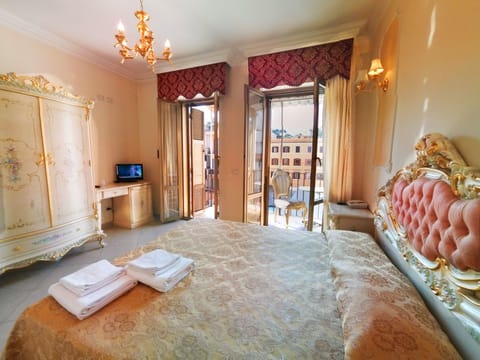 Superior Double or Twin Room | Balcony