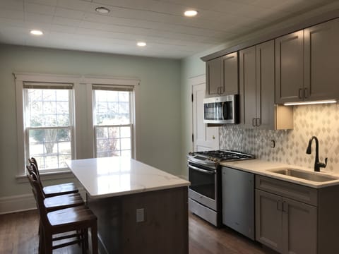 Brand New Kitchen
March 2018