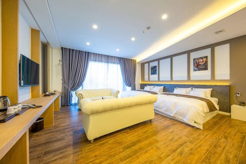 Royal Suite | Free WiFi, bed sheets