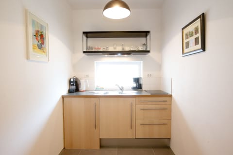 Comfort Studio, Sea View | Private kitchenette | Full-size fridge, stovetop, coffee/tea maker, cookware/dishes/utensils