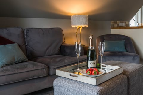 Apartment, 1 Bedroom, Balcony | Living area | 32-inch flat-screen TV with satellite channels, Smart TV