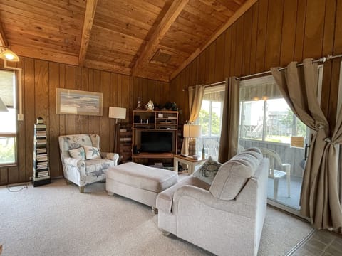 Cottage, 3 Bedrooms | Living area | TV, DVD player