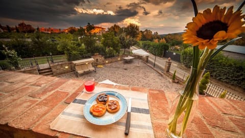 Apartment, 3 Bedrooms | Courtyard view