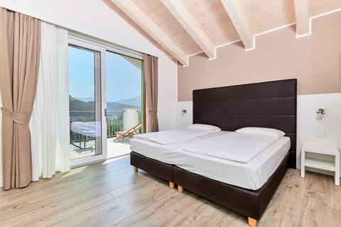 Minibar, in-room safe, desk, soundproofing