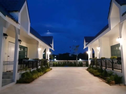 Standard Bungalow | Free WiFi