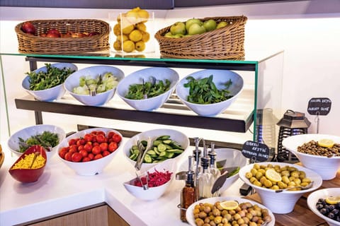 Daily buffet breakfast for a fee
