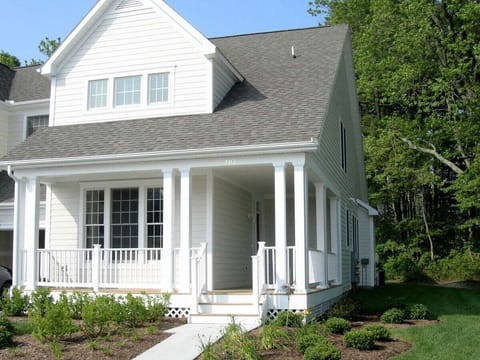 The Luxury Townhouse at Bear Trap Dunes Resort / Bethany Beach vacation rental