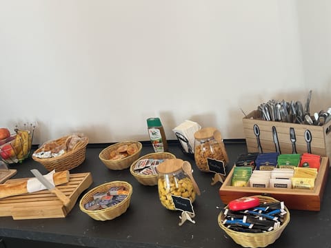 Buffet breakfast on weekends (EUR 10 per person)