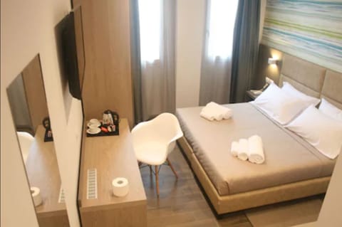 Double or Twin Room | Premium bedding, minibar, in-room safe, desk