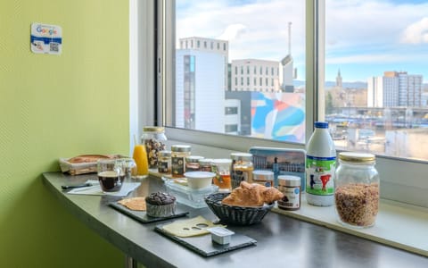 Daily continental breakfast for a fee