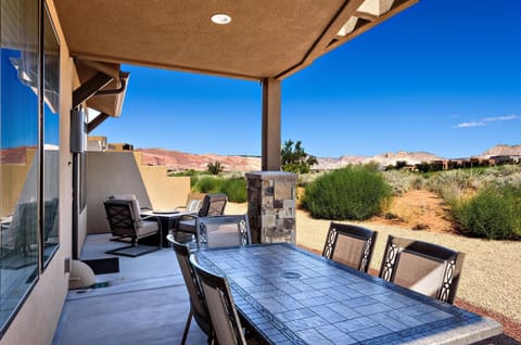 House, Multiple Beds, Pool View (Stay On Course) | Terrace/patio