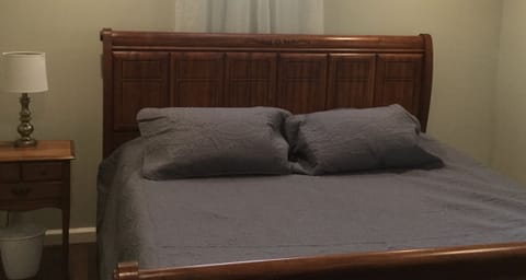 comfy king size bed
