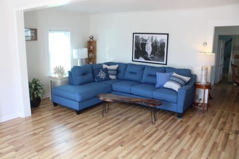 spacious living room 