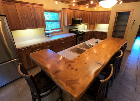 Well-appointed kitchen makes meal prep for large groups easy and enjoyable!
