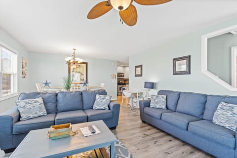 Family Room, Plenty of Seating,
New furniture throughout 