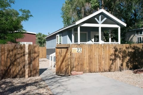 Exterior of Pack Creek Cabin at Edge of the Desert in Moab