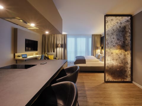 Comfort Studio, 1 Bedroom, Non Smoking, Annex Building (Boardinghouse) | 1 bedroom, premium bedding, in-room safe, desk