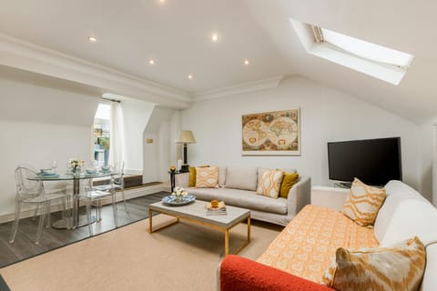 Living and Dining Room 