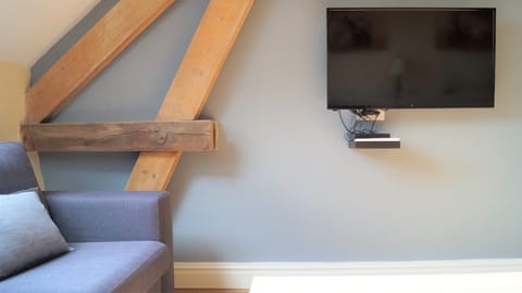 Deluxe Apartment | Room amenity