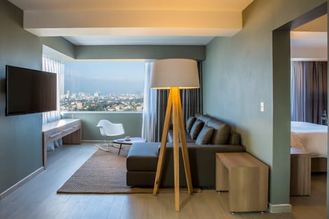 In-room safe, desk, iron/ironing board, free WiFi