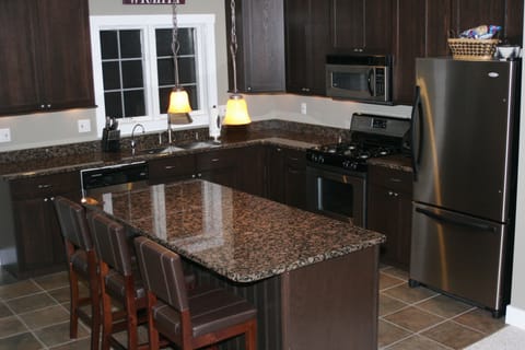 Chefs Kitchen - Fully equipped for all your cooking pleasures 