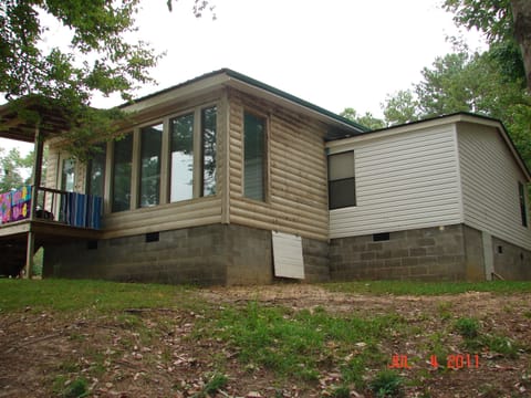 The back side over looking the lake.