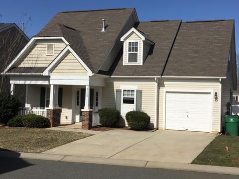 3 Bedrooms house 