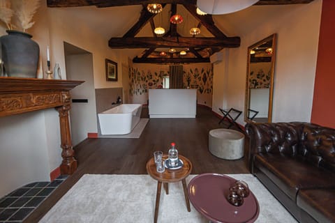 Superior Suite, Tower | Free WiFi, bed sheets