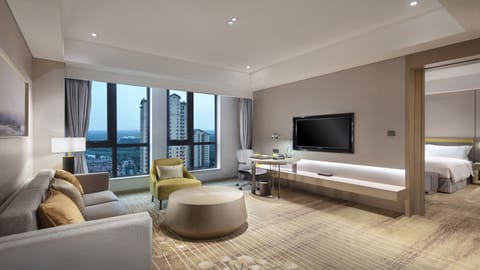 Minibar, in-room safe, soundproofing, iron/ironing board