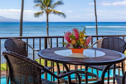 Lauloa 204 Lanai Ocean View