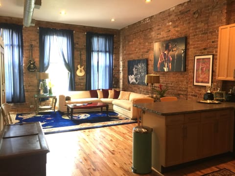 River North Luxury Living