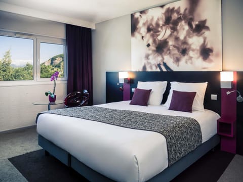 Classic Room, 1 Double Bed | Premium bedding, pillowtop beds, minibar, in-room safe
