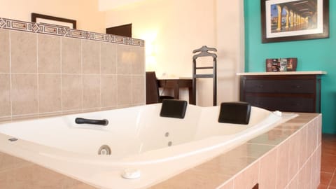 Free toiletries, towels