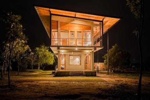 Front of property - evening/night